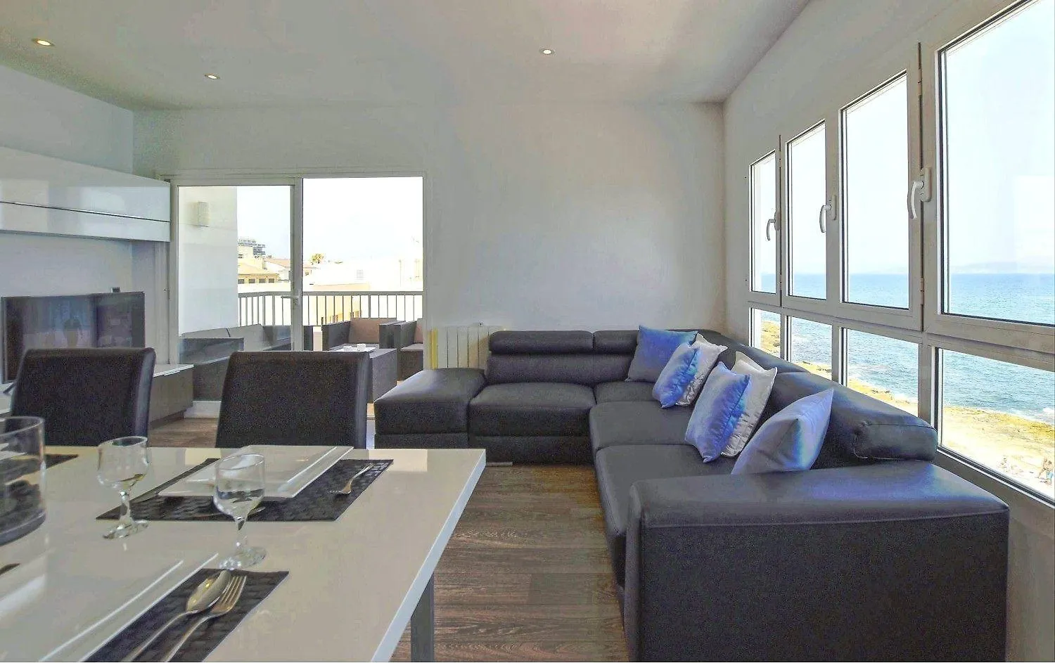 Moderne Wohnung Vor Dem Meer Von Son Baulo Can Picafort